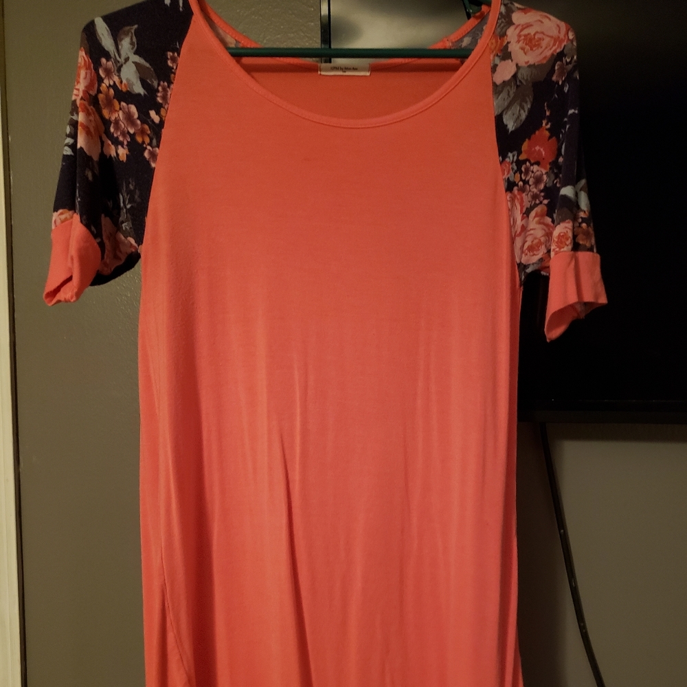 Coral color